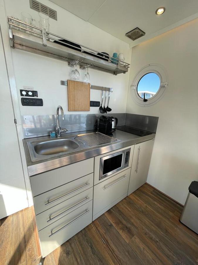 Houseboat Kamperland Hotel Exterior photo